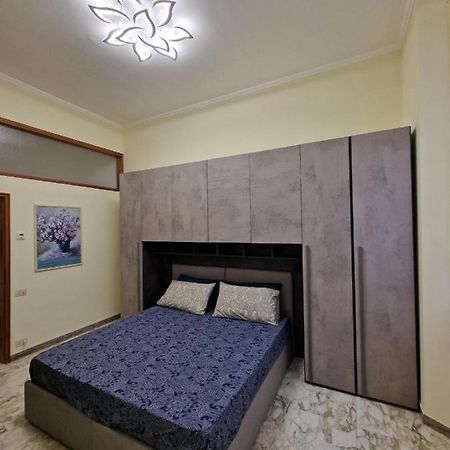 In Pieno Centro Storico Antico Quadrilatero Apartment Bologna Bagian luar foto