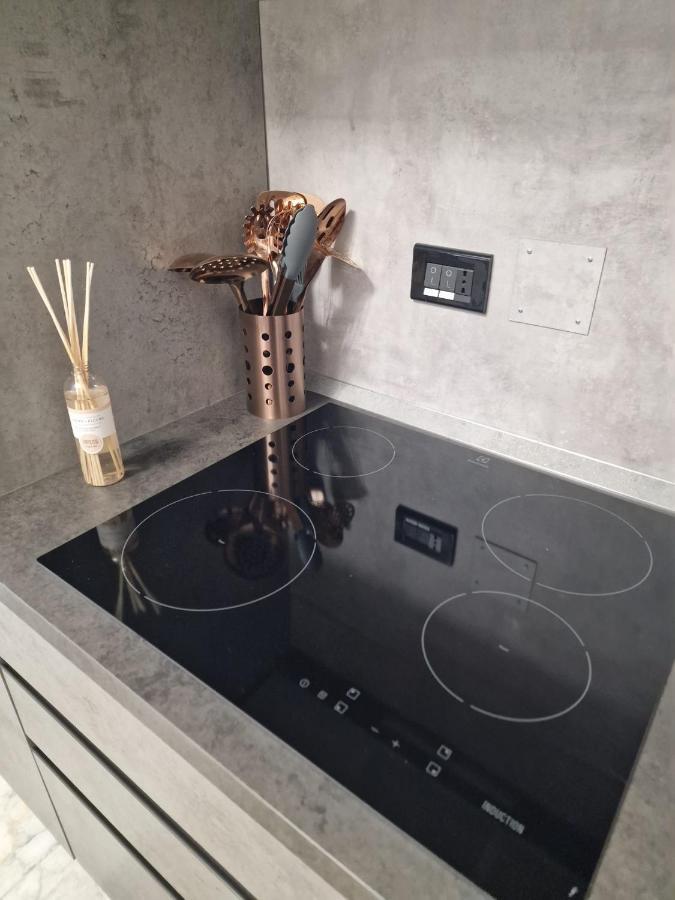 In Pieno Centro Storico Antico Quadrilatero Apartment Bologna Bagian luar foto